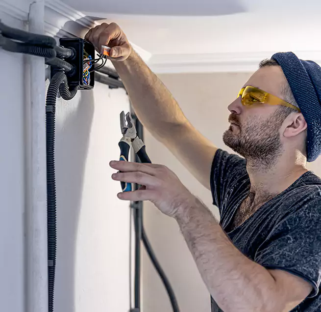Why Lighthouse Point, FL Homeowners Choose Lighthouse Point Air Duct Cleaning Pro for HVAC UV Light Installation?